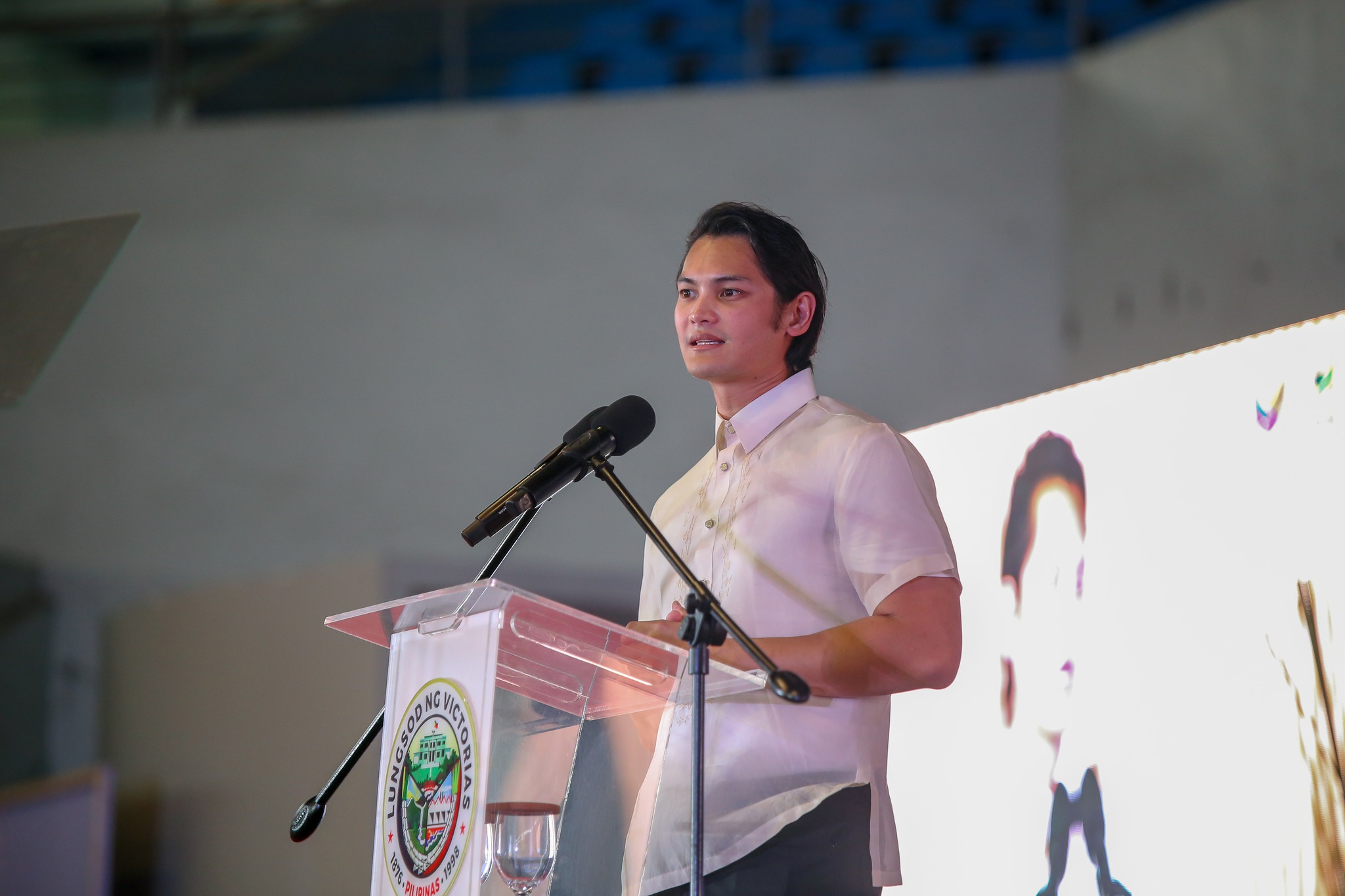 Mayor Javi Bares Numerous Accomplishments in Midterm Report