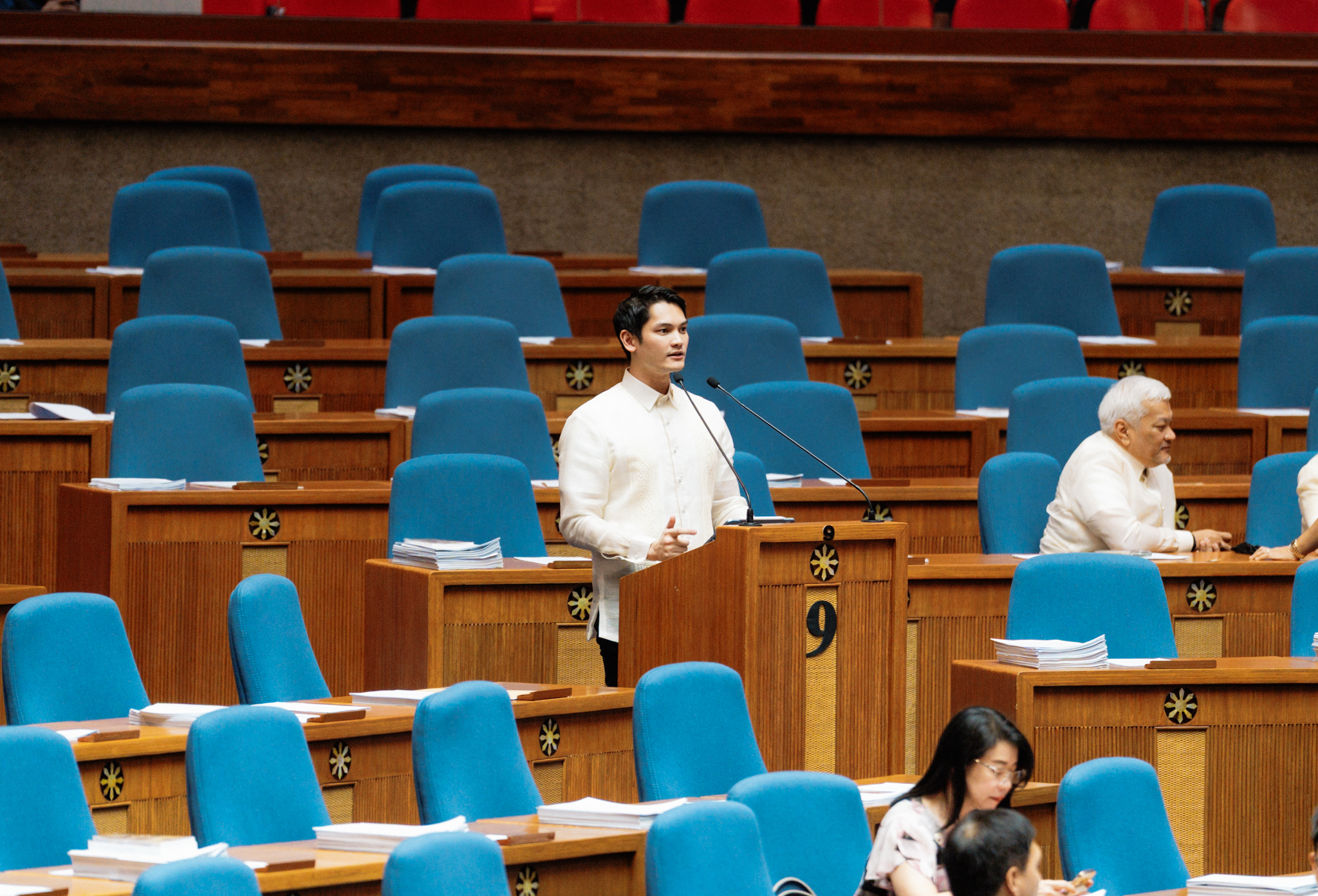 Rep. Javi Benitez Rejects Blame on House Hearing, Cites Oversupply as Cause of Sugar Price Drop