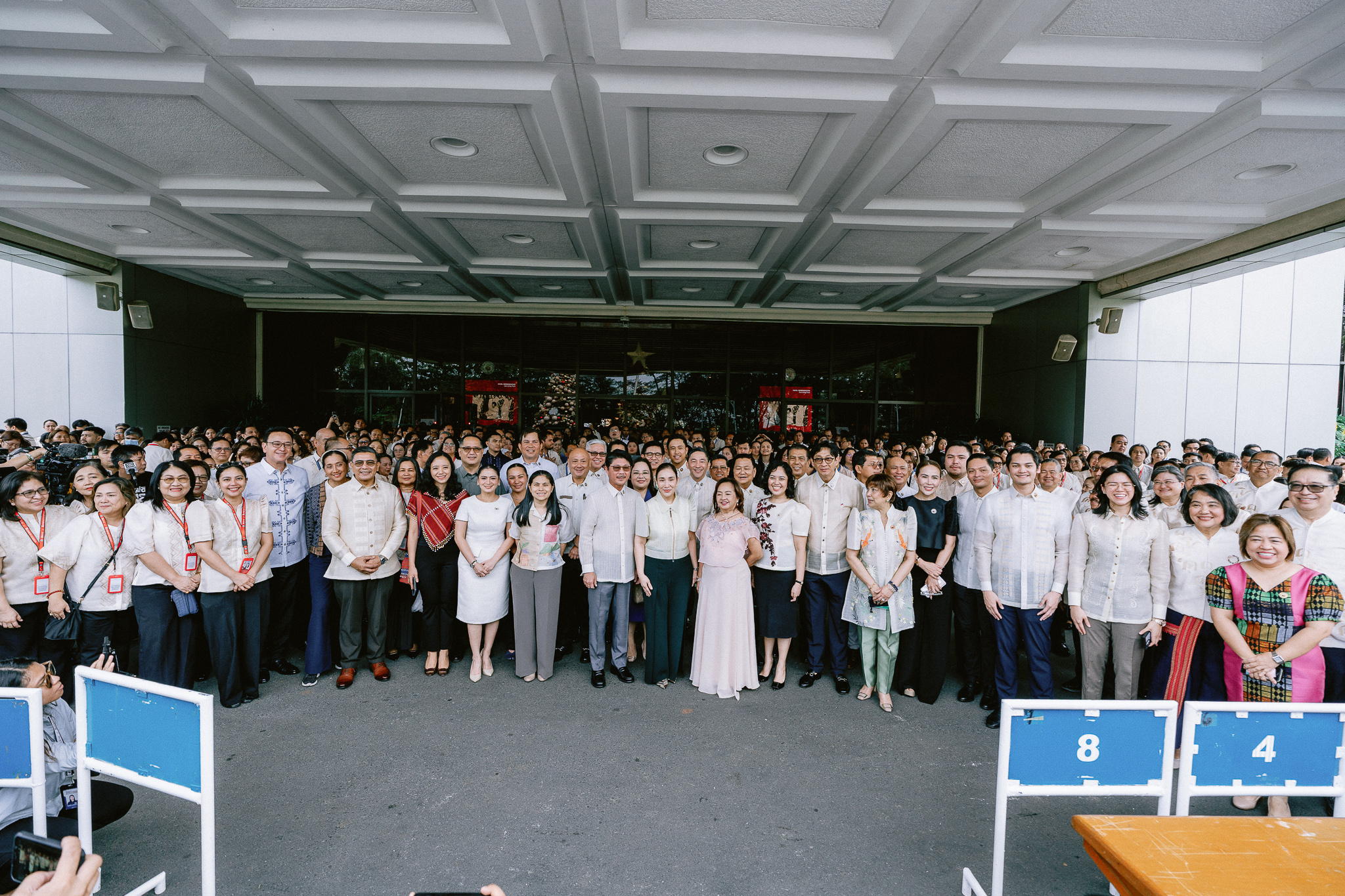 Opening December with a Flag Ceremony at the House of Representatives